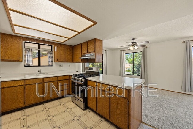 Building Photo - 1125 Arrowhead Ln