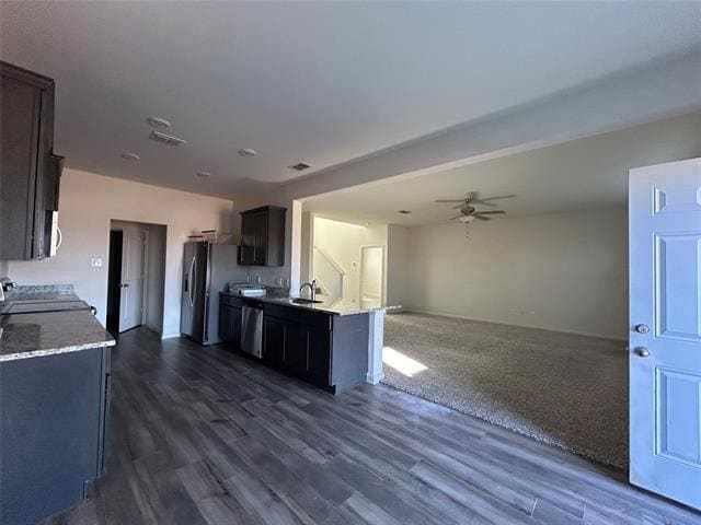 Building Photo - 617 Fountain Dr