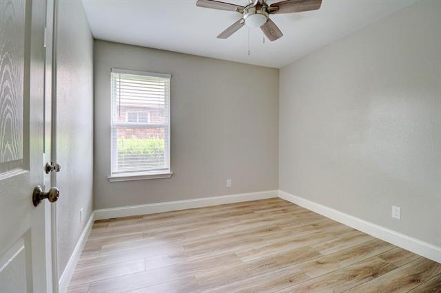 Building Photo - 1321 Clover Dr