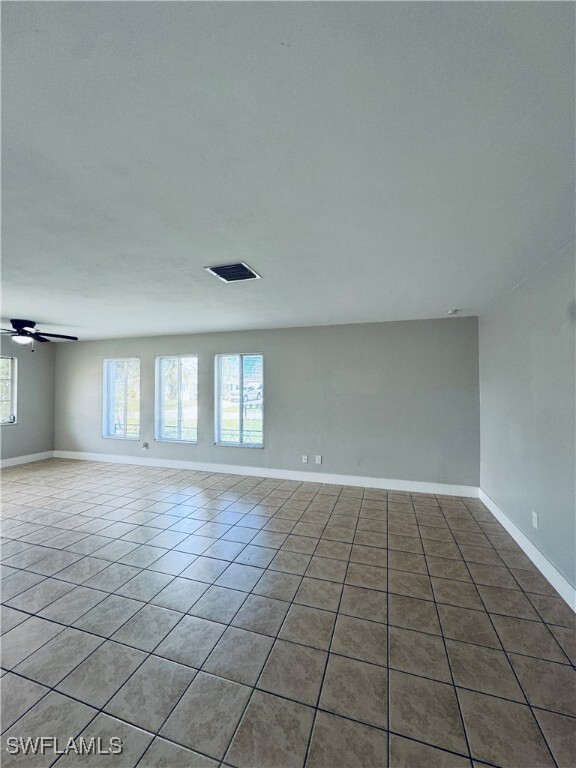Building Photo - 4107 SE 18th Pl