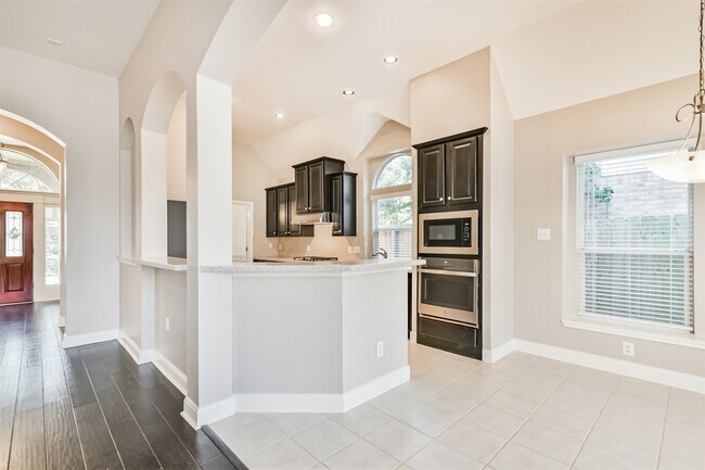 Building Photo - 1712 Hidden Brook Ln