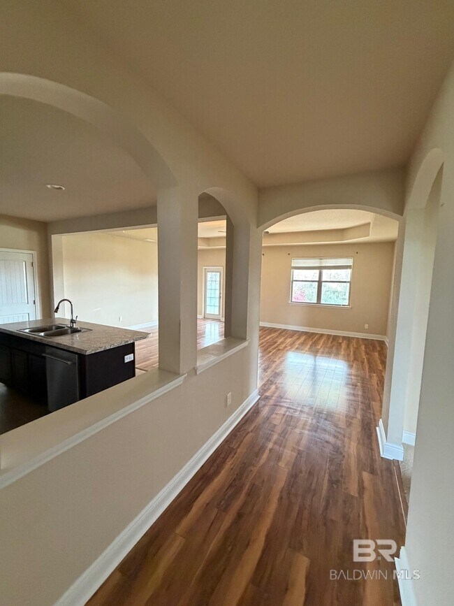 Building Photo - 17004 Feder Dr