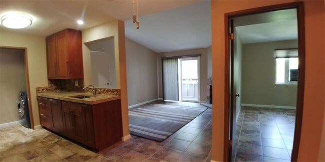 Building Photo - 7680 Bluestone Dr