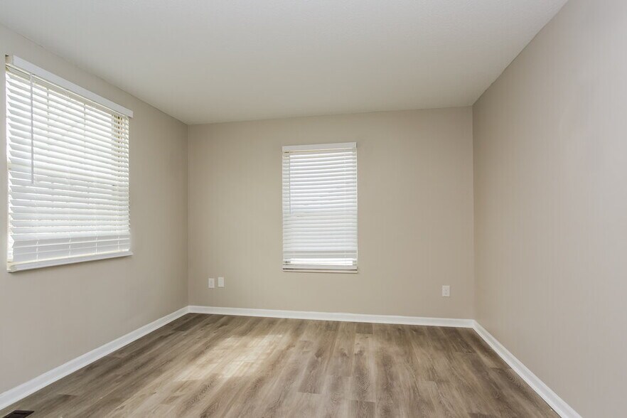 Building Photo - 8268 Parori Ln