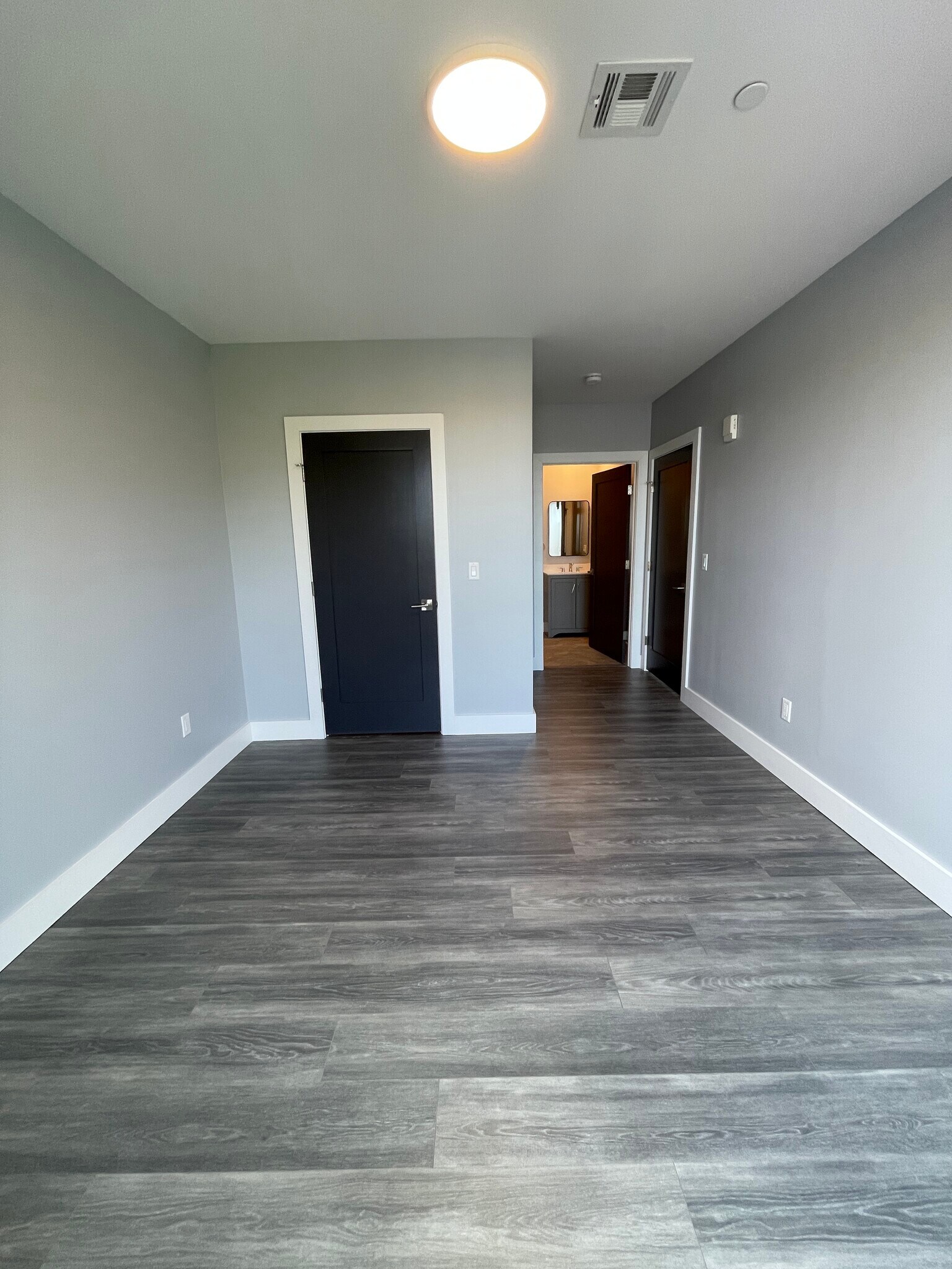 Building Photo - 367 Western Ave