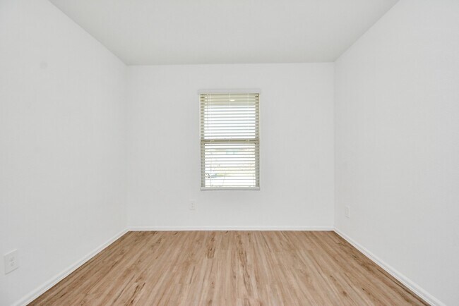 Building Photo - 24207 Becker Hollow Ln