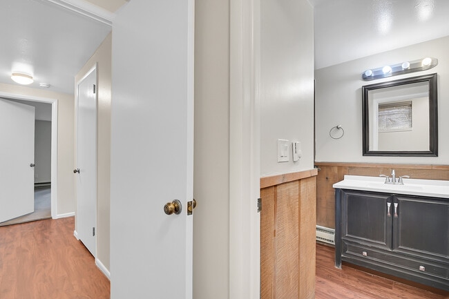 Building Photo - 5948 Lone Peak Dr
