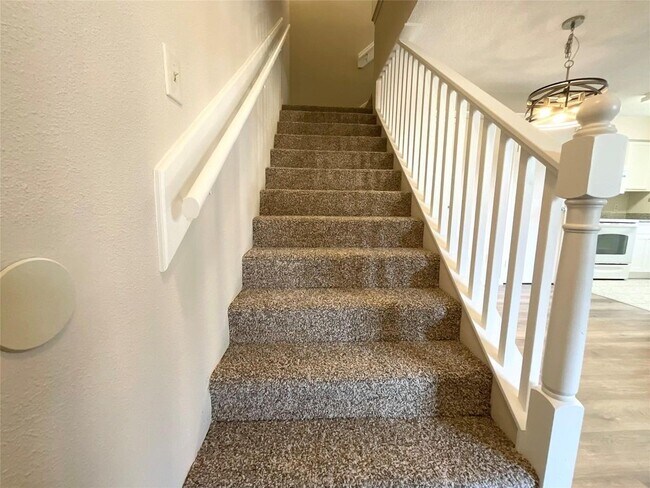 Building Photo - 1515 Sandy Springs Rd