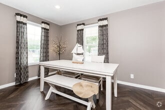 Building Photo - 15 Cardinal Dr
