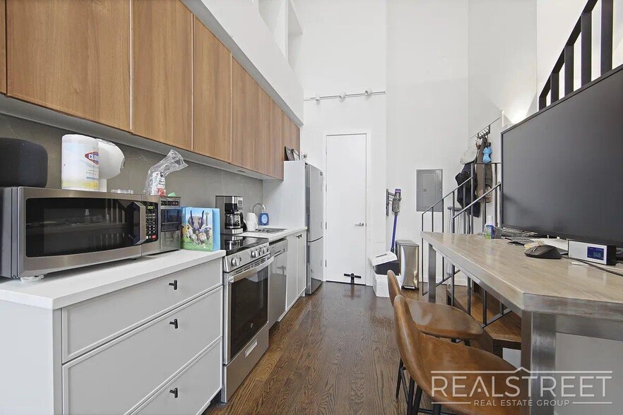 Building Photo - North 7th Street