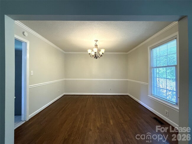 Building Photo - 5710 Charing Pl