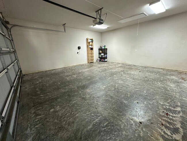 Building Photo - 3934 Hanover Pl