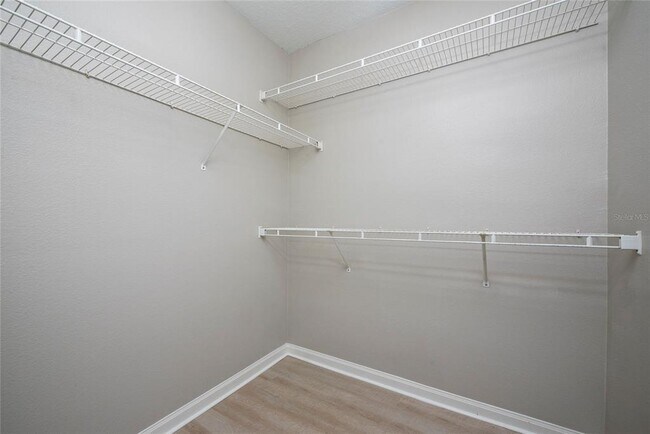 Building Photo - 6548 Swissco Dr