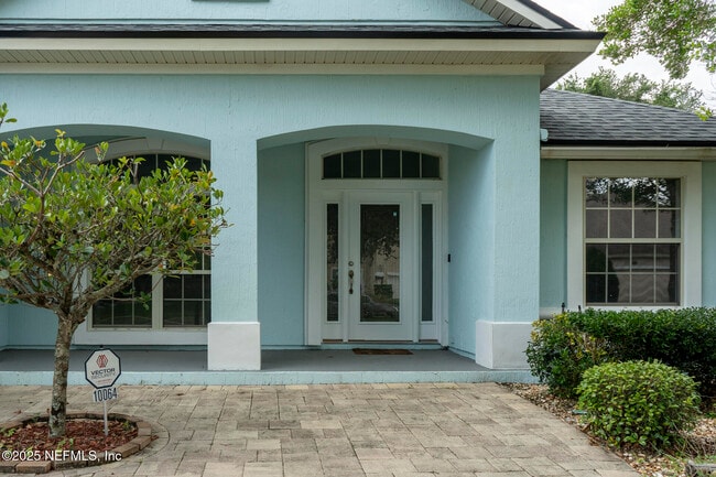 Building Photo - 10064 Ecton Ln