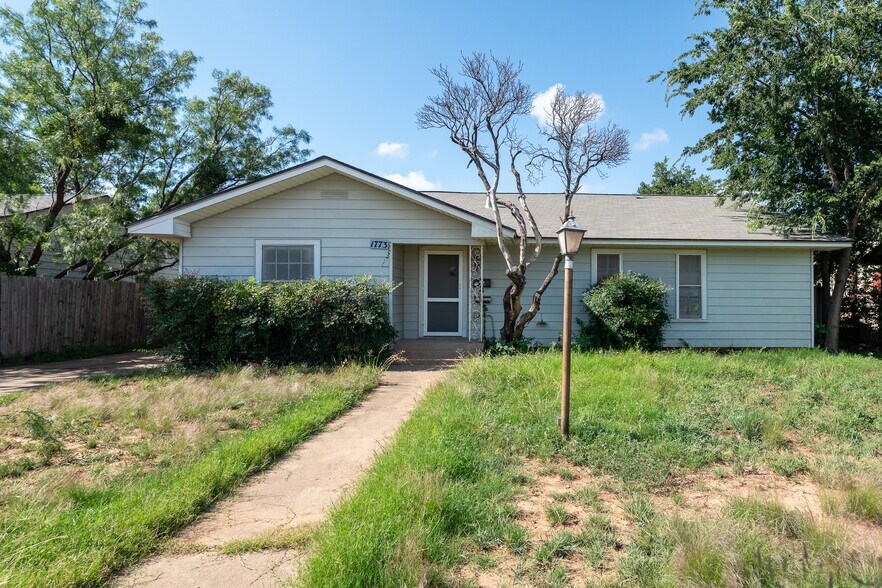 Building Photo - 1773 N 12th St