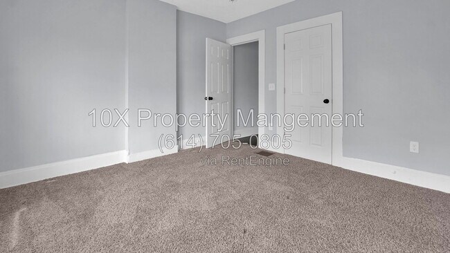 Building Photo - 616 Lilley Ave