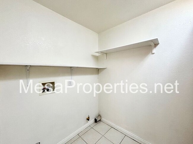 Building Photo - 17928 Sunburst Rd