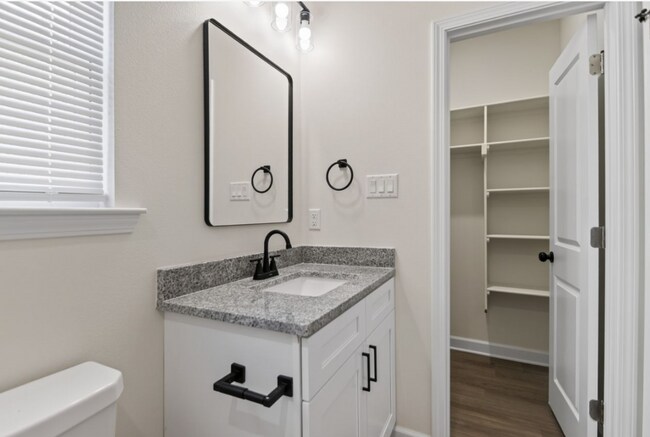 Building Photo - Inviting Home with Bright Interiors & Ceiling Fans Throughout - Comfortable Rental with Everyday ...