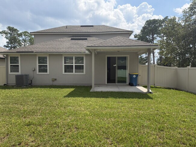 Building Photo - For Rent- Beautiful Home with 4 Bed, 2.5 Bath, PLUS a loft in Northside Jacksonville!