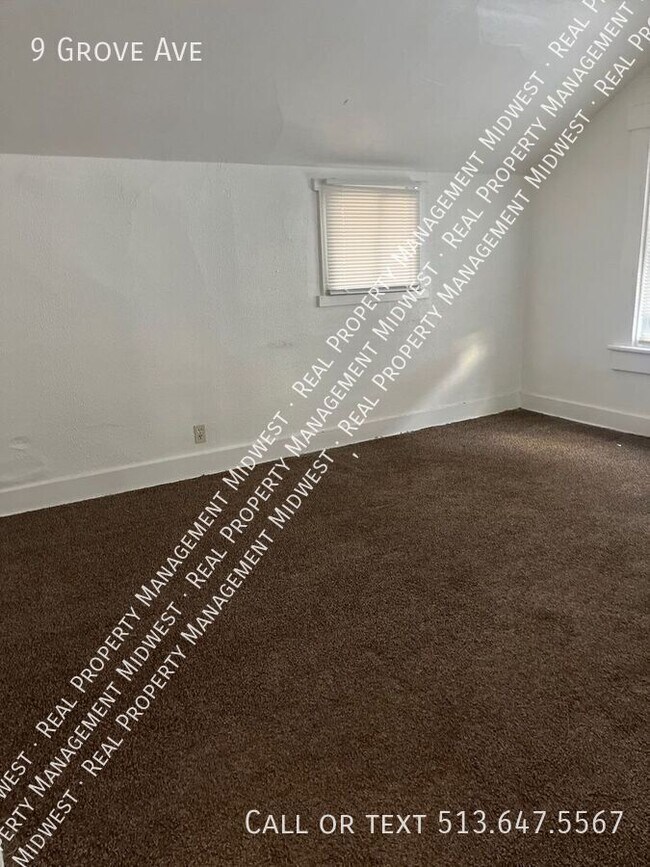 Building Photo - 9 Grove Ave