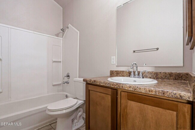 Building Photo - 714 HC Gilbert Minjares Dr