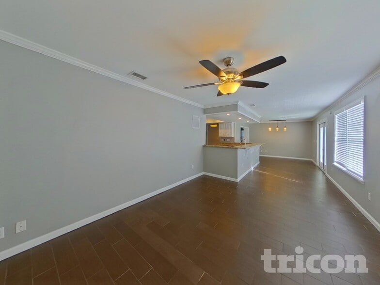 Building Photo - 2641 Gleneagles Dr