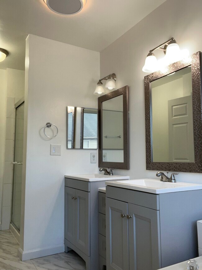 Building Photo - 6413 McCoy Rd