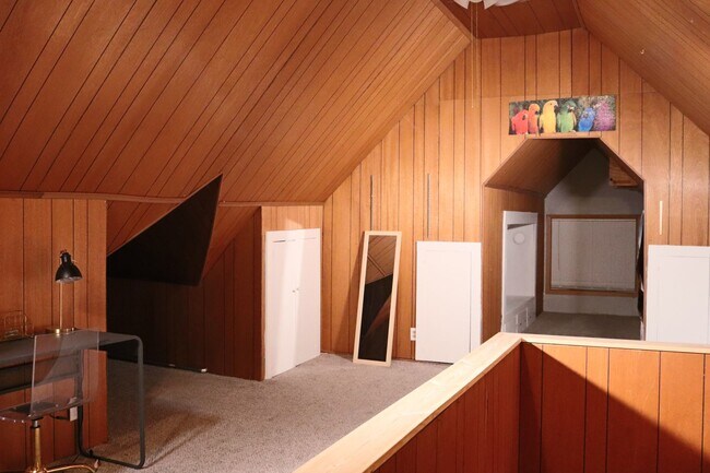 Building Photo - Comfy & Chic Council Bluffs Retreat - 2BR 1B