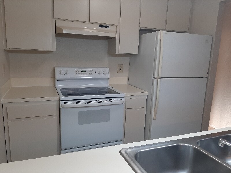 Building Photo - 4617 80th St NE