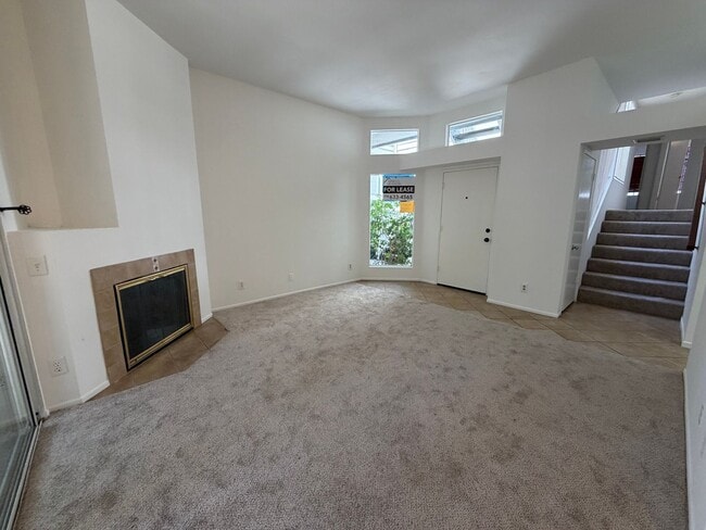 Building Photo - COSTA MESA 2 BEDROOM, 2 BATHROOM CONDO $3,400 (BRISTOL & BAKER)