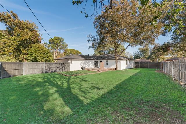 Building Photo - 4923 Haywood Pkwy