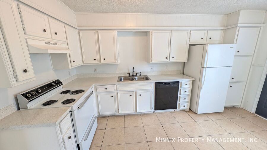 Building Photo - 5716 Brownfield Dr