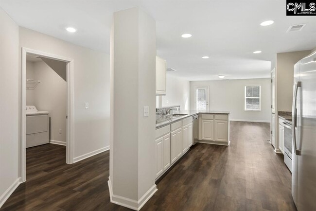 Building Photo - 546 Hatteras Dr