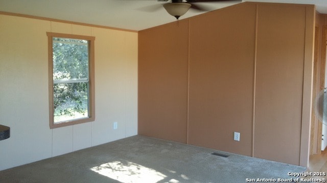 Building Photo - Very Cute 2/2 With Lake Access and Ammenities