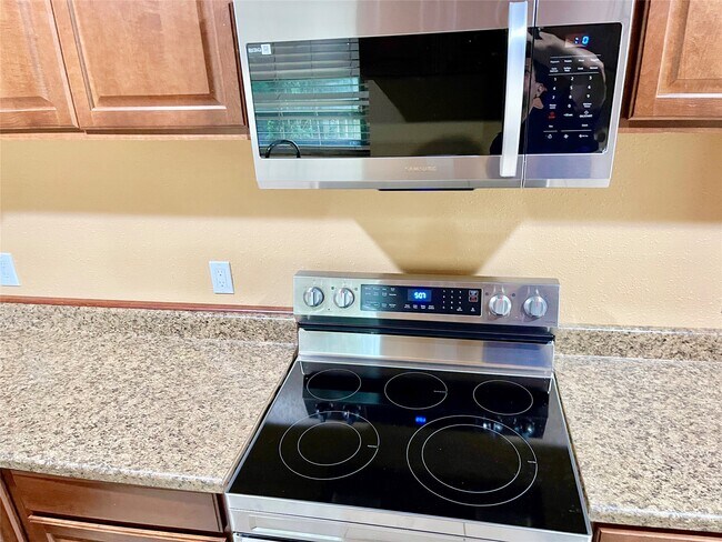 Building Photo - 8302 Coastway Ln