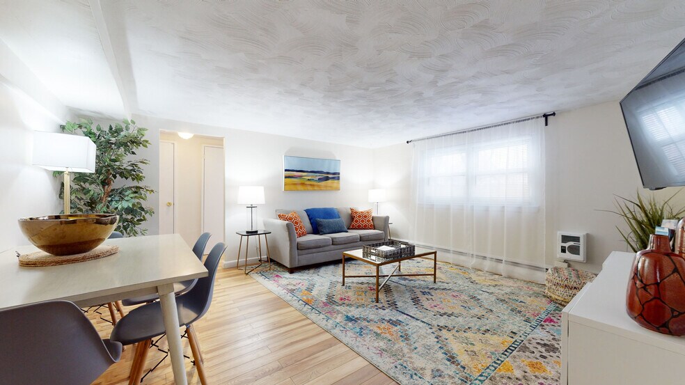 Building Photo - 79 Chestnut St