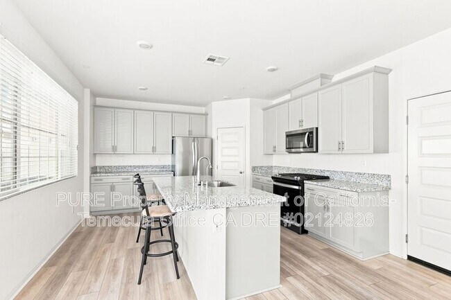 Building Photo - 28235 Ashtree St