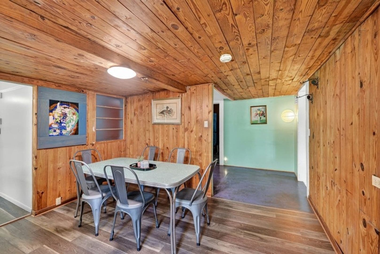 Building Photo - 1455 E Broad St