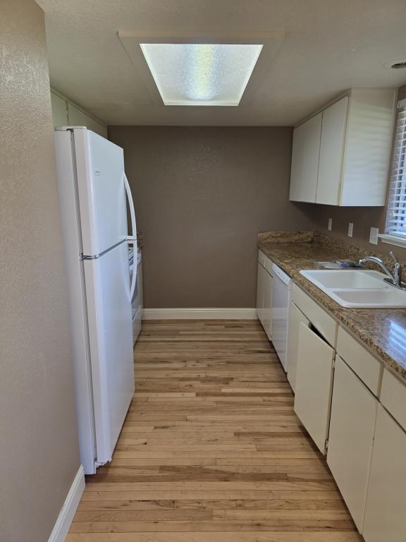 Building Photo - 300 Shafer Ln