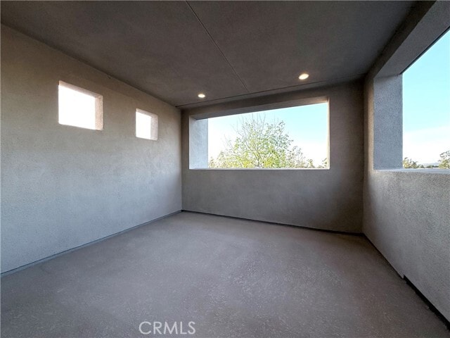 Building Photo - 273 Novel