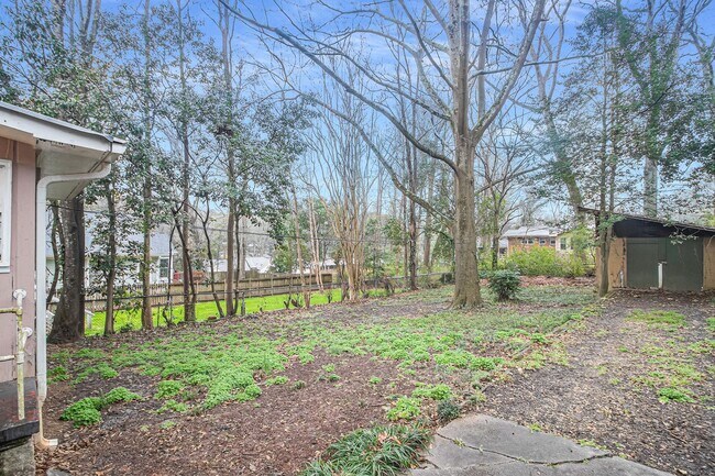 Building Photo - 2 bdrm, 1 bath in East Atlanta
