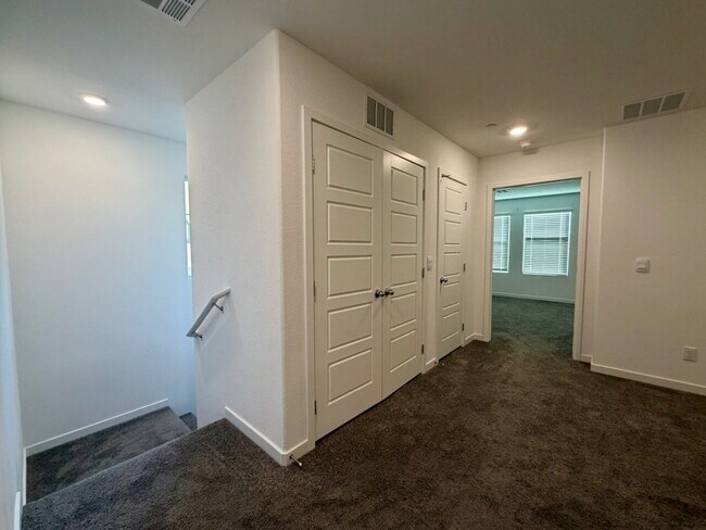 Building Photo - 2026 BRAND NEW 3 BED 2.5 BATH 2 CAR GARAGE TOWNHOUSE W/ LOFT, SOFTENER, RO FILTER, EV CHARGER & O...