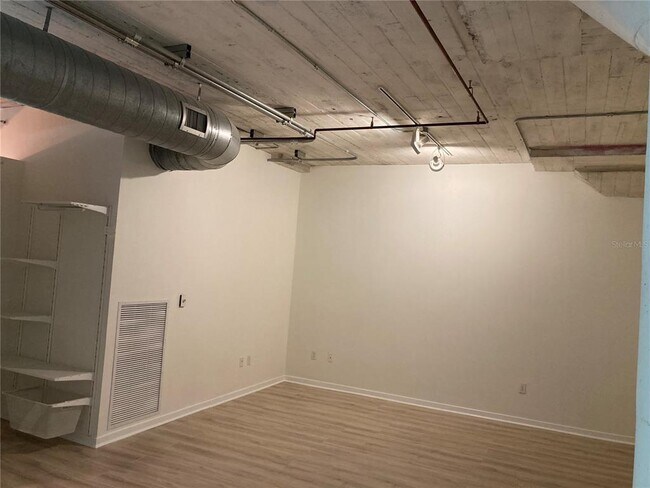 Building Photo - 101 N 12th St