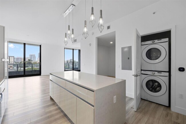 Building Photo - 101 Diplomat Pkwy