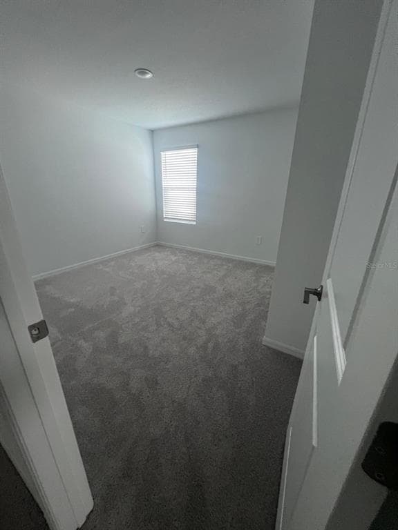 Building Photo - 424 Wayland Dr