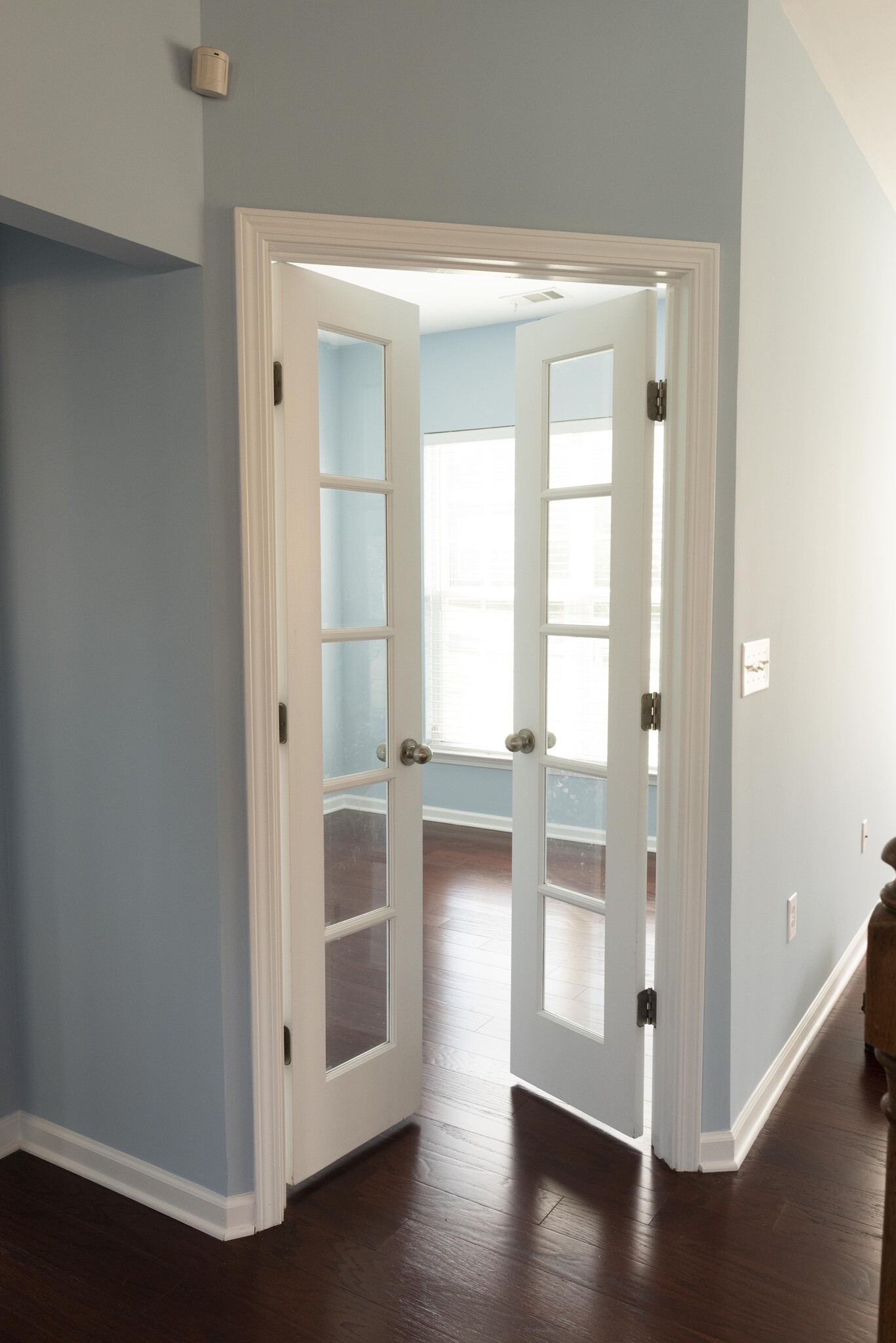 Office room with glass doors - 1929 Ashburn Ct