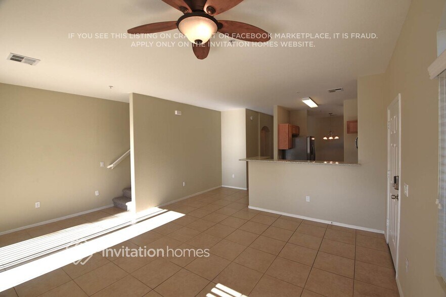 Building Photo - 421 N 168th Ln