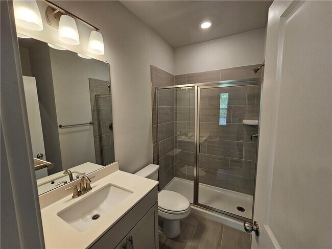 Building Photo - 7875 Tiberon Pkwy
