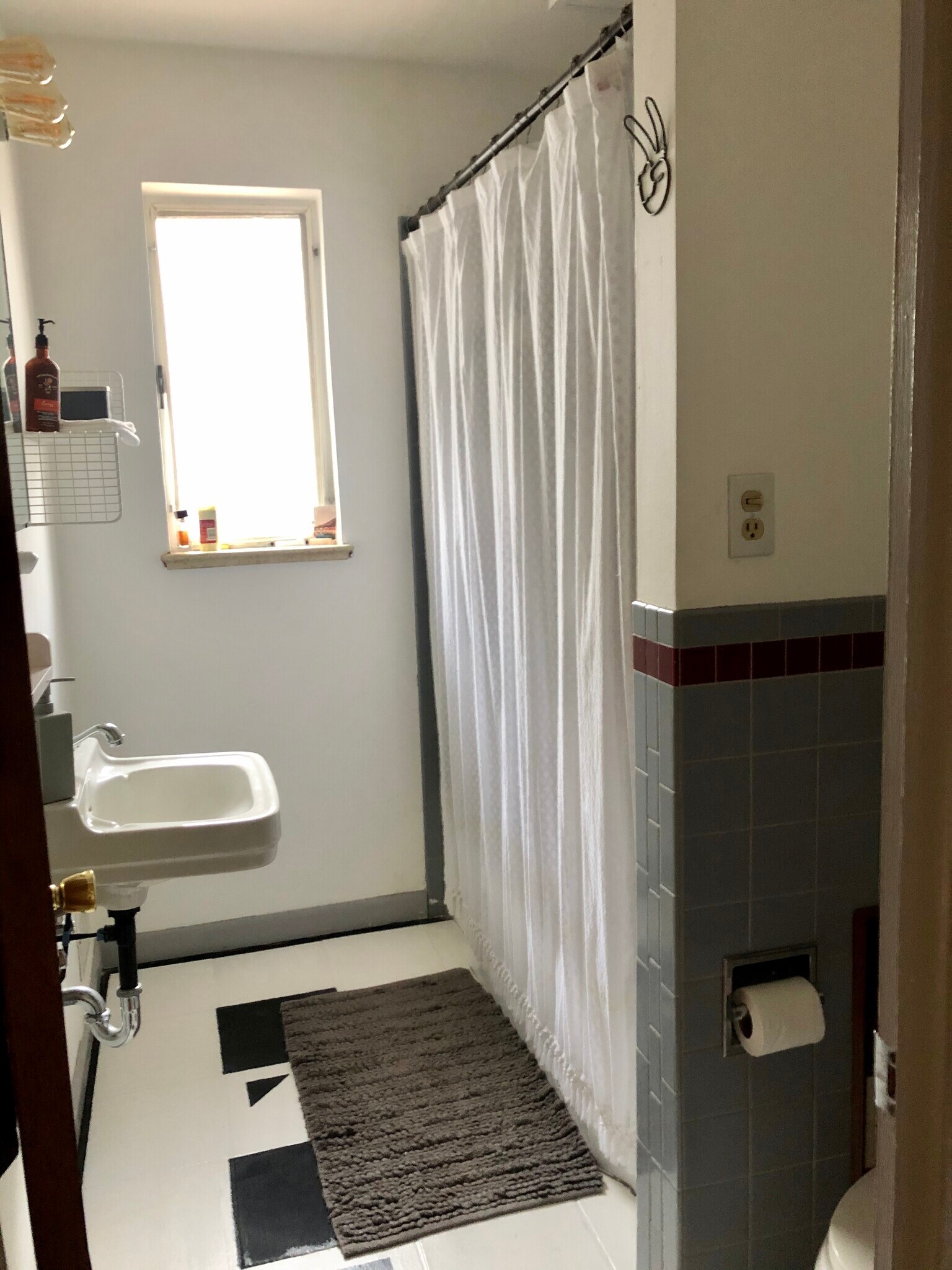 Building Photo - 3048 AMES ST