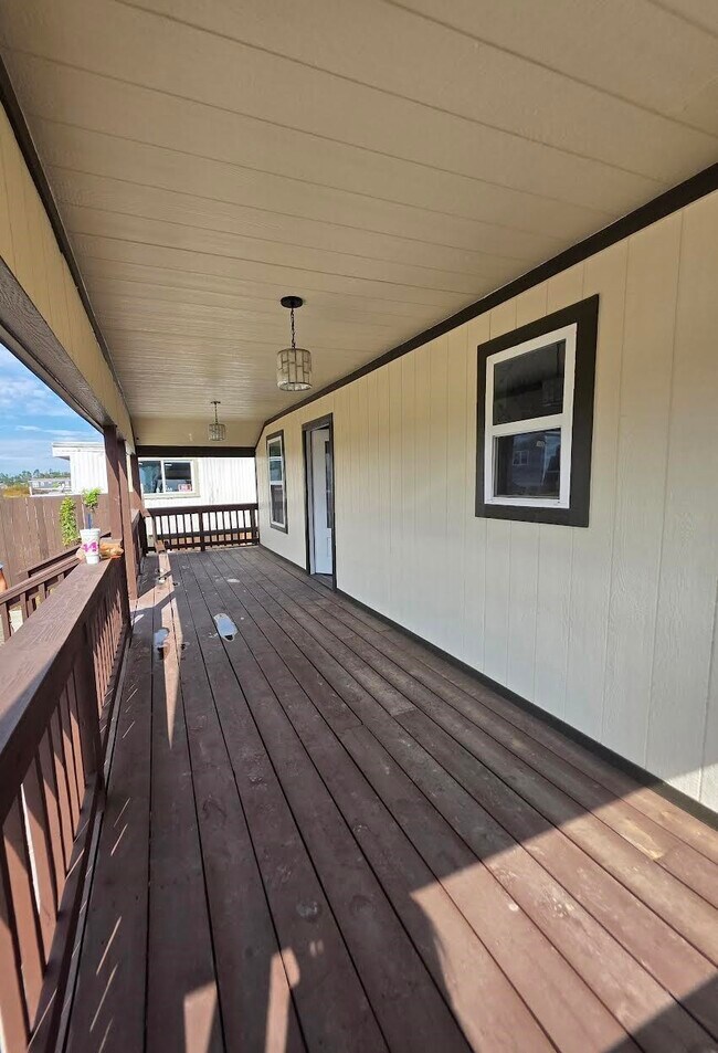 Building Photo - 1426 Rd 5734